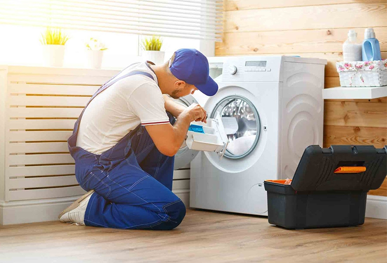 فريق الصيانة